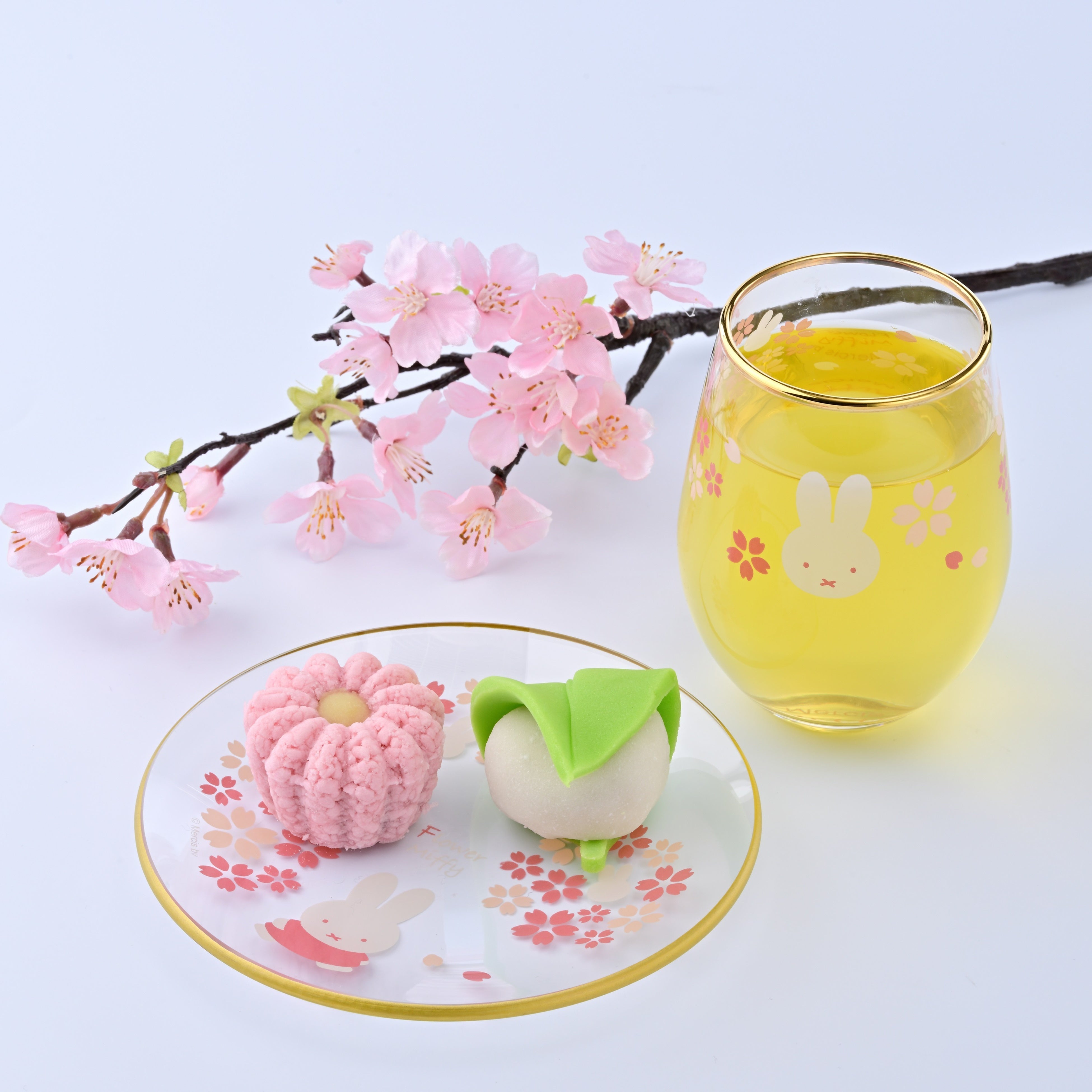 Flower Miffy Glass Plate