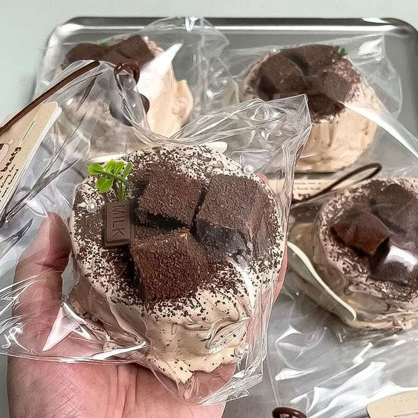Taba Creamy Chocolate Cake Squishy