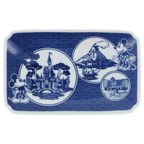 Tokyo Disney Resort Mickey and Minnie Plate
