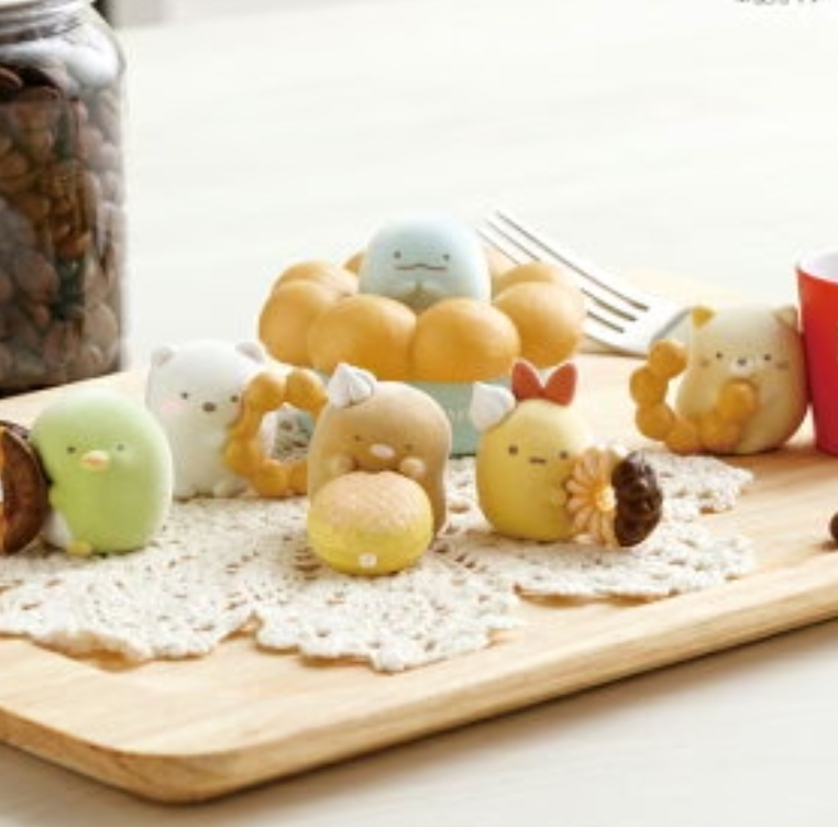 Sumikko Gurashi x Mister Donut Petite Figure | Charms LOL