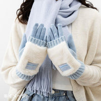 Hello Kitty Finger Gloves
