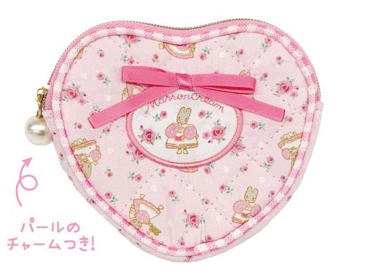 Marroncream Quilted Heart Pouch