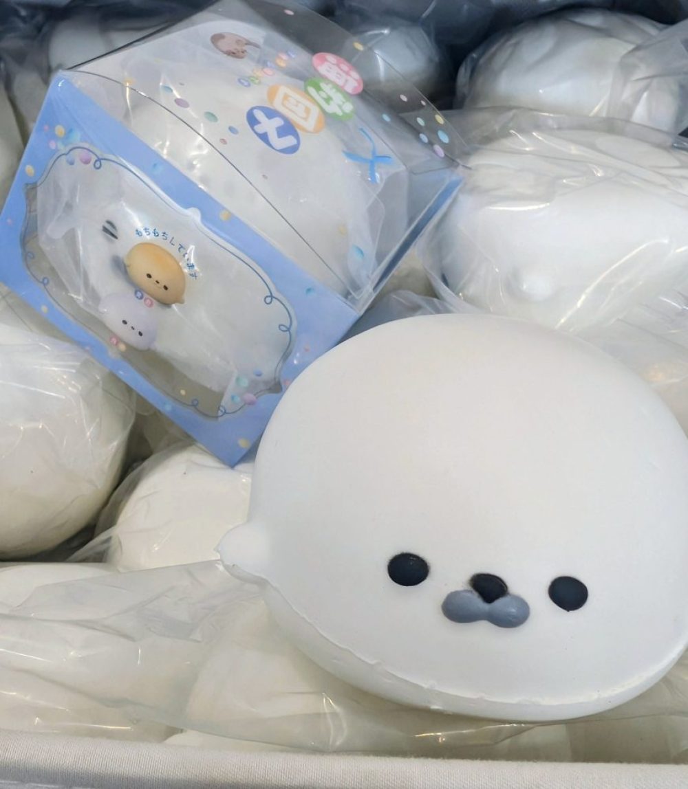 Hachimi Seal Dango Squishy Small
