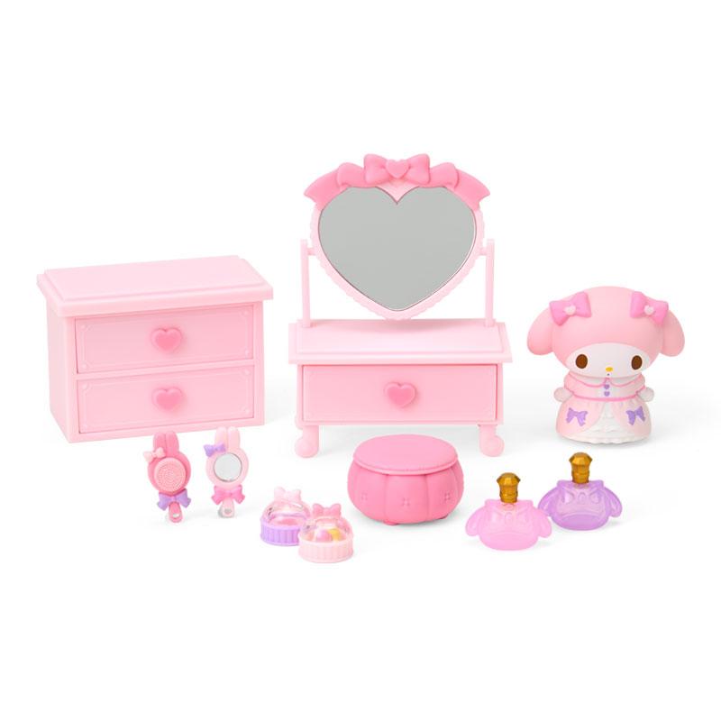 My Melody Doll & Dresses Set